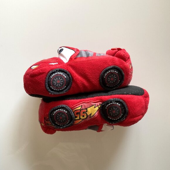 DISNEY LIGHTNING MCQUEEN PLUSH SLIPPERS UNISEX - Picture 11 of 16
